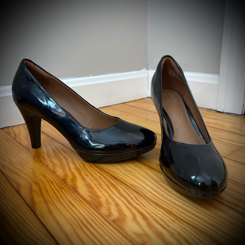 Clark’s Black Patent Heels